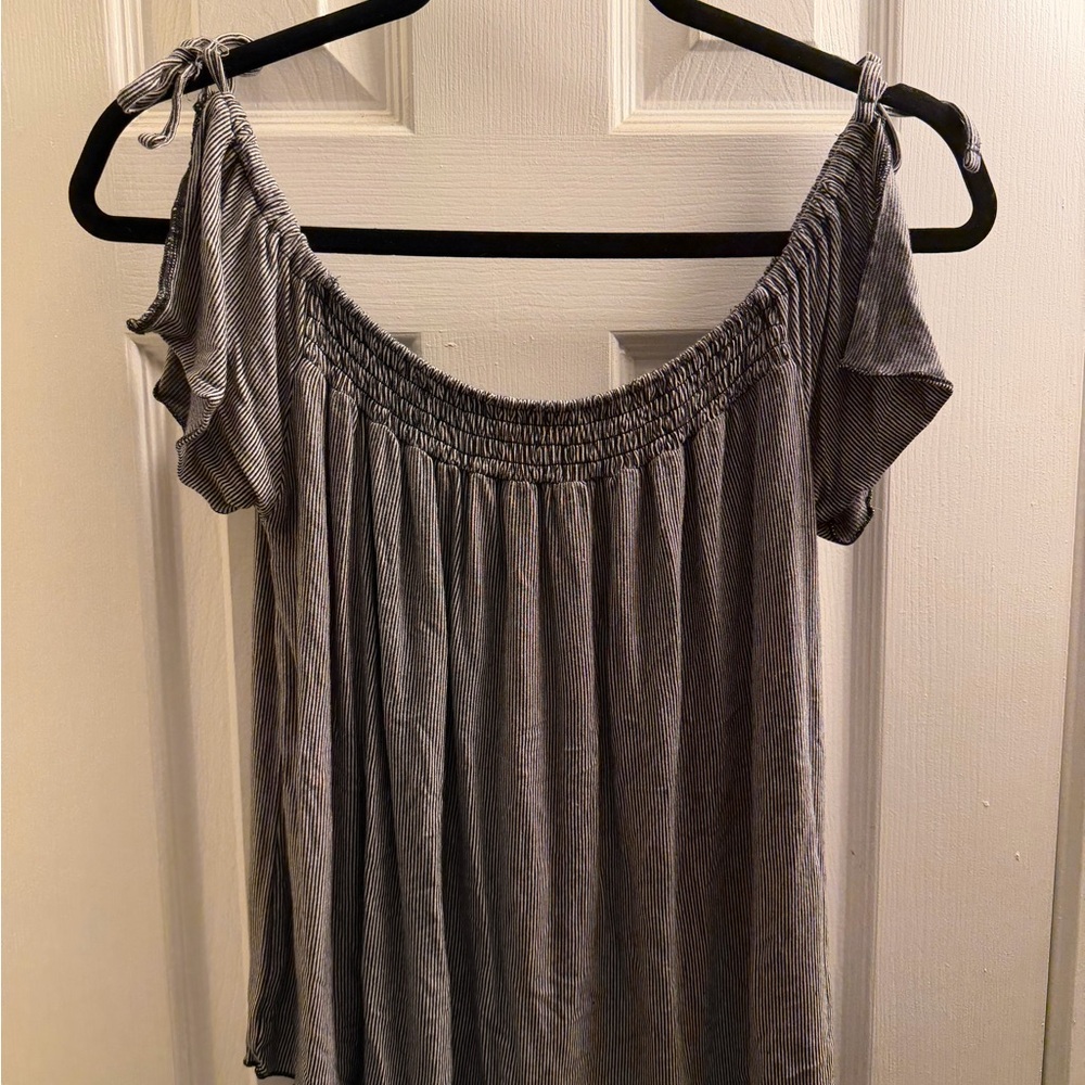 Elegant Off-Shoulder Striped Blouse - Black and White